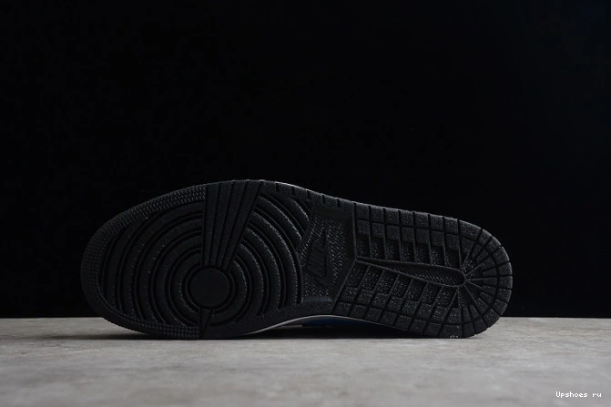 Black  White University Low Blue 1 DC0774-041 Jordan (W) 0506